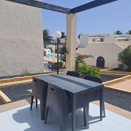 Homeforguest Apartamento 15 Con Terraza Y Piscina En קורלחו מראה חיצוני תמונה