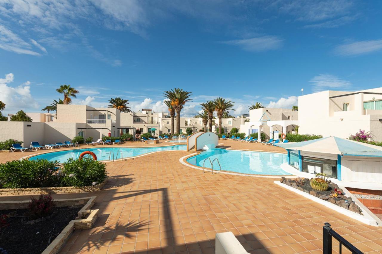 Homeforguest Apartamento 15 Con Terraza Y Piscina En קורלחו מראה חיצוני תמונה