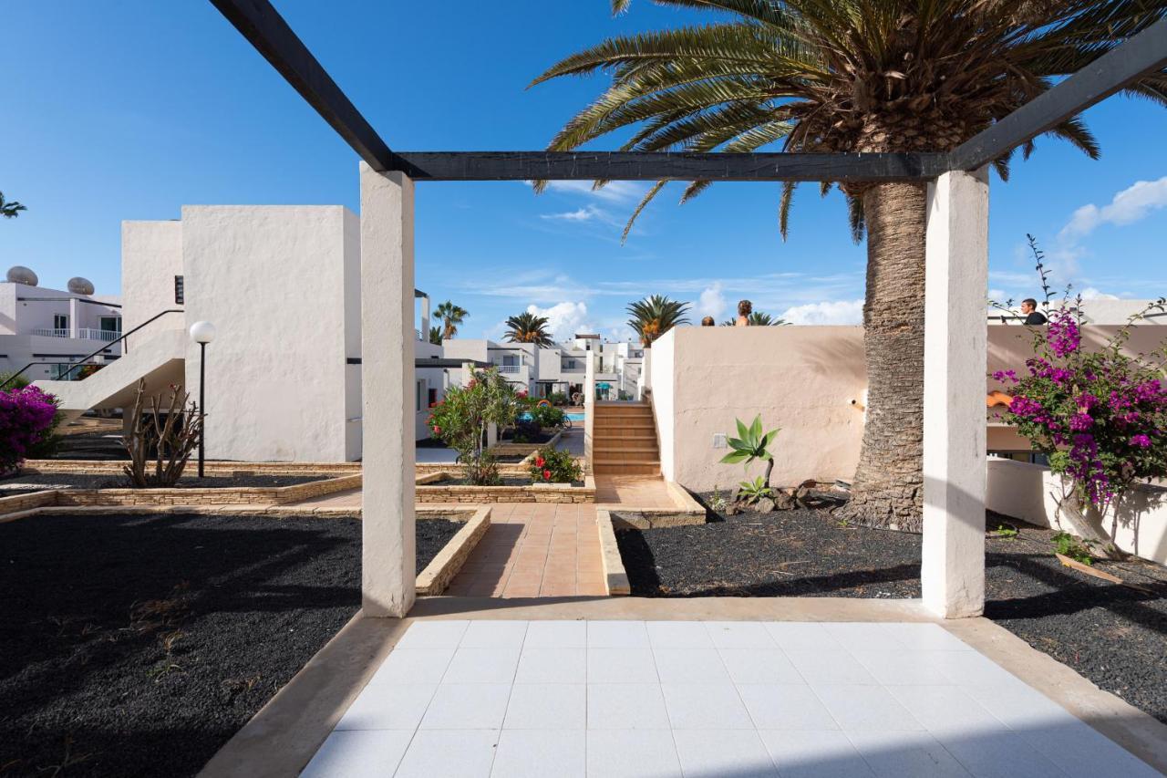 Homeforguest Apartamento 15 Con Terraza Y Piscina En קורלחו מראה חיצוני תמונה